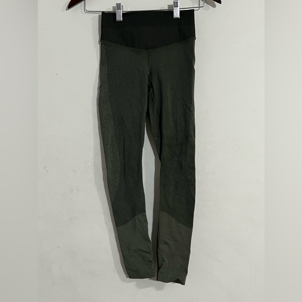 Lululemon Leggings Size 2 Green Athletic